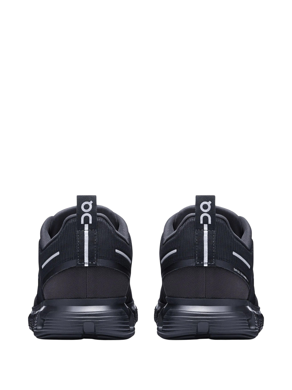 Low-Profile Waterproof Sneakers With Segmented Sole