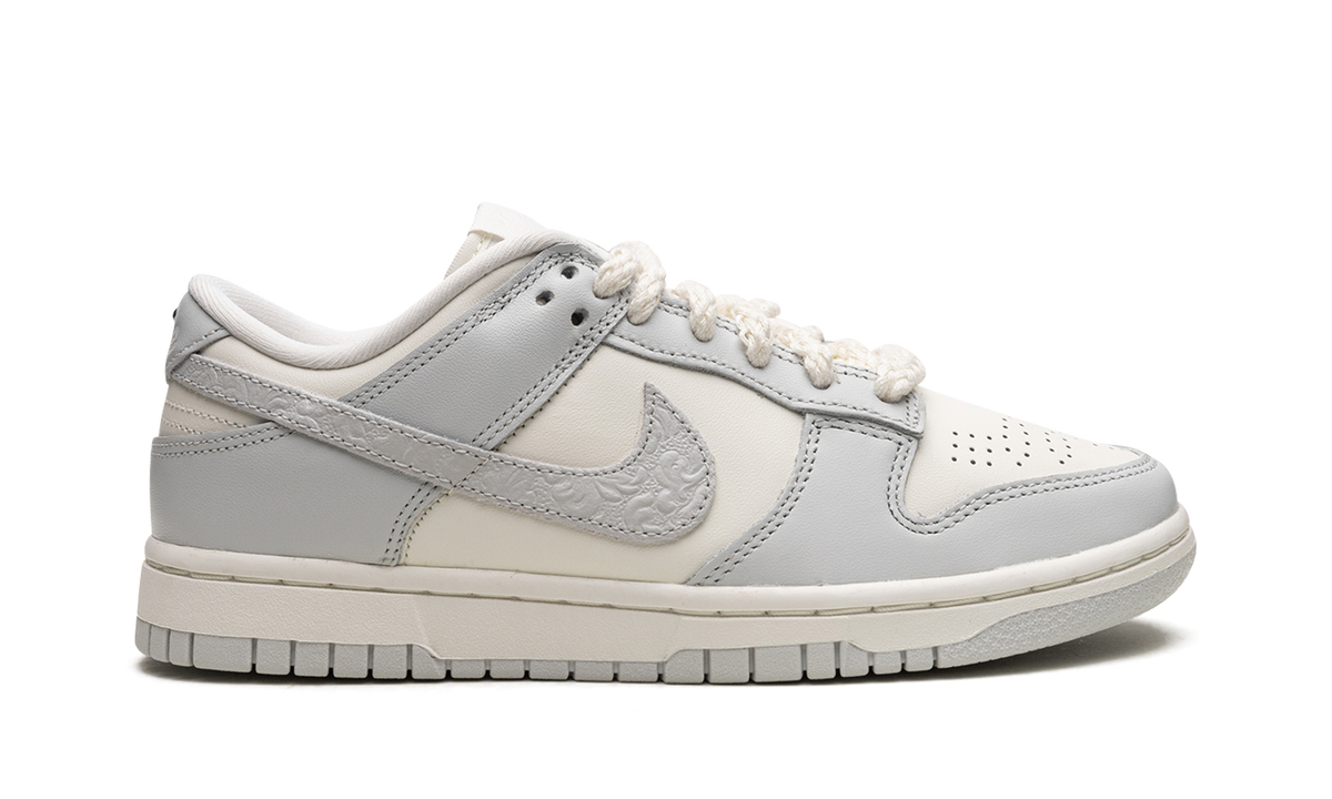 DUNK LOW WMNS "Needlework" FJ4553 133