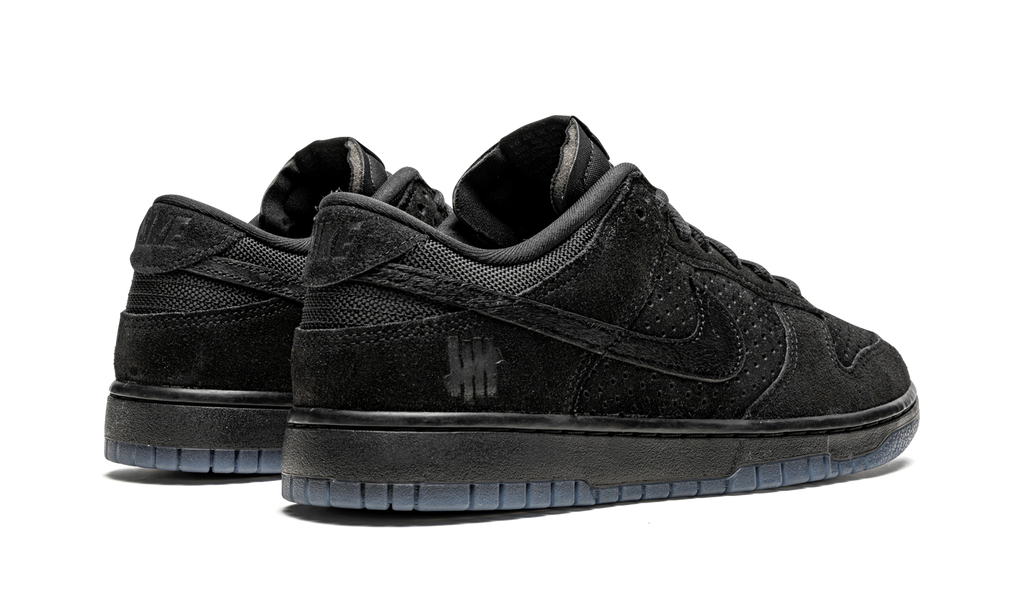 Dunk Low SP "Undefeated - Black" DO9329 001